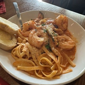 Amsterdam Cafe - Shrimp Pasta - New American Near Me - Auburn, Alabama