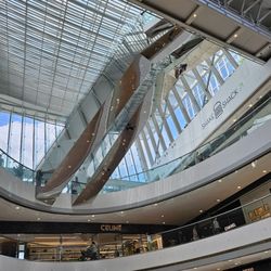 國際金融中心商場 - Atrium