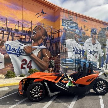 Moto United - Bellflower - Dodgers & Slingshot - Motorcycle Dealers Near Me - Bellflower, California