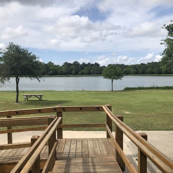 Lake Mayer Park - Parks Near Me - Savannah, Georgia