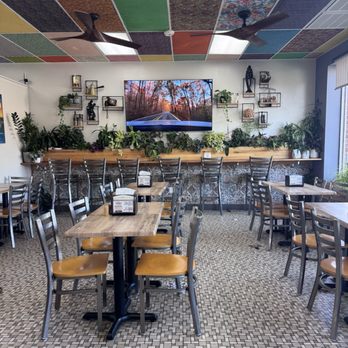 The Hummus Bowl - Mediterranean Near Me - Chattanooga, Tennessee