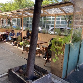 Le Gamin - Outdoor dining - French Near Me - Brooklyn, New York Le Gamin - Outdoor dining - French Near Me - Brooklyn, New York