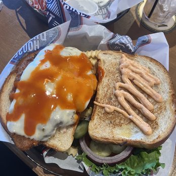 1908 Draught House - Knock-U-Out Chicken Sandwich - Sports Bars Near Me - Johnston, Iowa
