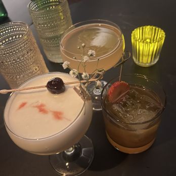 Rouge Cocktail Lounge - Cocktail Bars Near Me - Bellevue, Washington