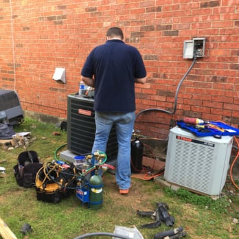 DFW Air Care - Installing a new AC unit in DFW - Insulation Installation Near Me - Dallas, Texas DFW Air Care - Installing a new AC unit in DFW - Insulation Installation Near Me - Dallas, Texas