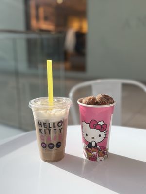 Hello Kitty Cafe by null