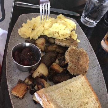 Bosscat Kitchen & Libations - Excellent brunch choices - Bars Near Me - Orange, California