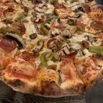 Baker's Bar - Supreme pizza - Bars Near Me - Charleston, South Carolina
