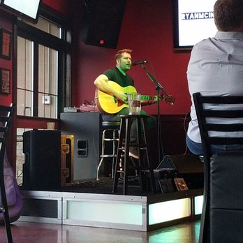 Rox Bar & Grille - Ryan McIntyre live Thursdays 7PM - Sports Bars Near Me - Pewaukee, Wisconsin