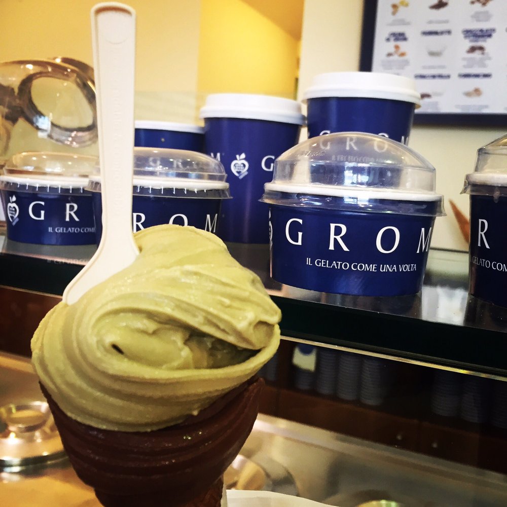Pistachio and chocolate. My favorite combination!