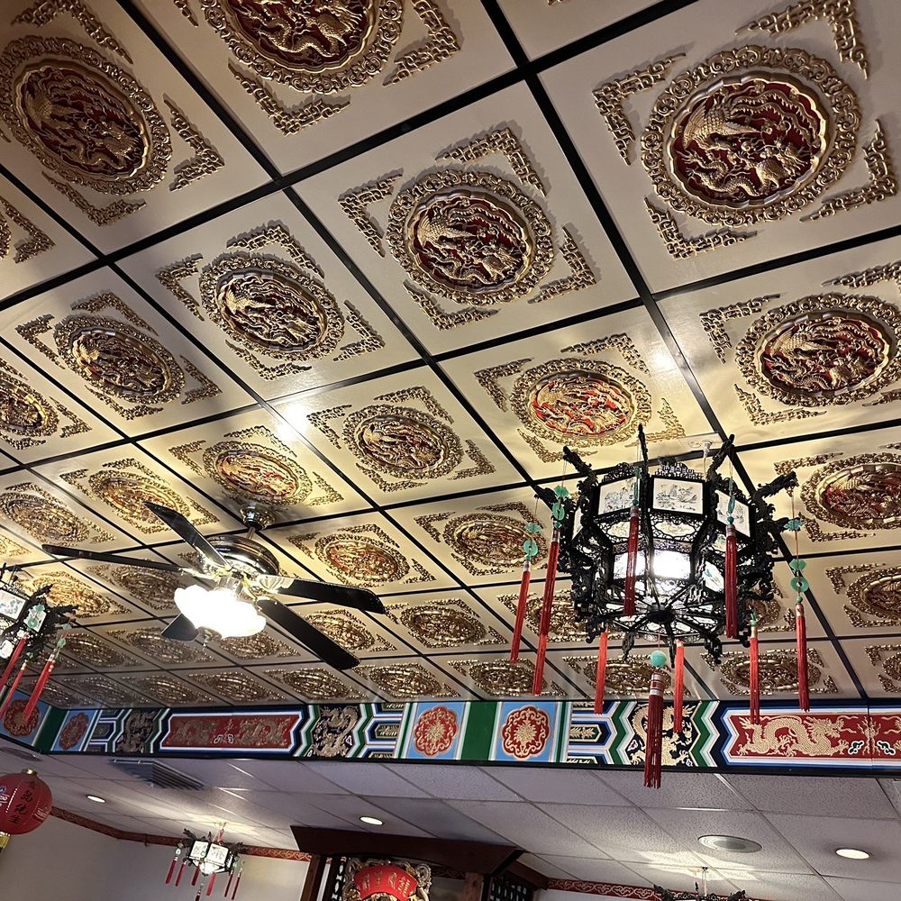 Mandarin Restaurant - the ceiling of the restaurant - Chinese Near Me - Albuquerque, New Mexico