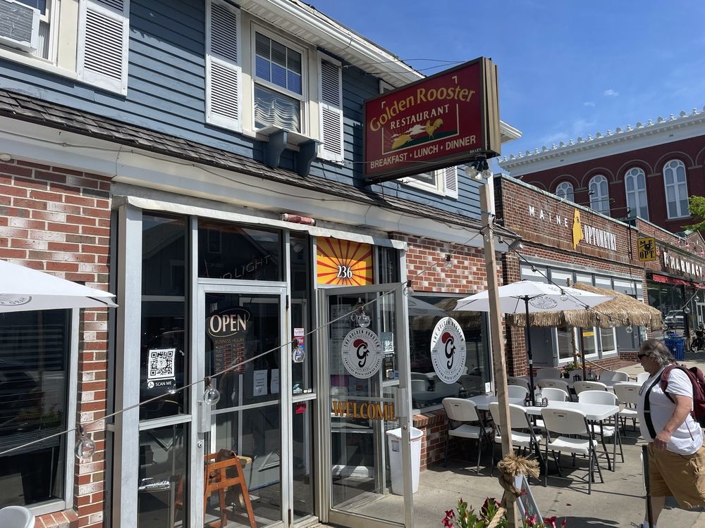 Golden Rooster Restaurant