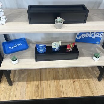 Simply Crafted - Cannabis Dispensaries Near Me - Minneapolis, Minnesota