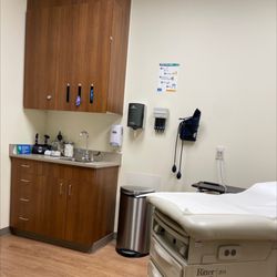 CommonSpirit Primary Care Golden - Examination room