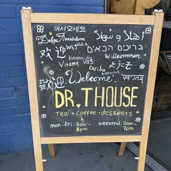 Dr T House - Exterior - Bubble Tea Near Me - Santa Monica, California Dr T House - Exterior - Bubble Tea Near Me - Santa Monica, California