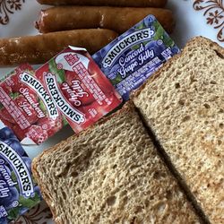 Sis's On Monmouth - Toast and sausage