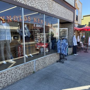 Reynolds & Wren - Men's Clothing Near Me - Fort Bragg, California Reynolds & Wren - Men's Clothing Near Me - Fort Bragg, California