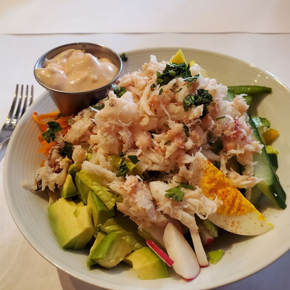 Napa Valley Bistro - Salad with Dungeness Crab Louie. - New American Near Me - Napa, California
