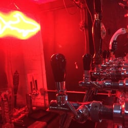 Hop The Beer Experience - 16 craft beer taps!!! Amazing