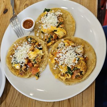 Esencia Urban Kitchen - Breakfast Tacos - Cafes Near Me - Chicago, Illinois Esencia Urban Kitchen - Breakfast Tacos - Cafes Near Me - Chicago, Illinois