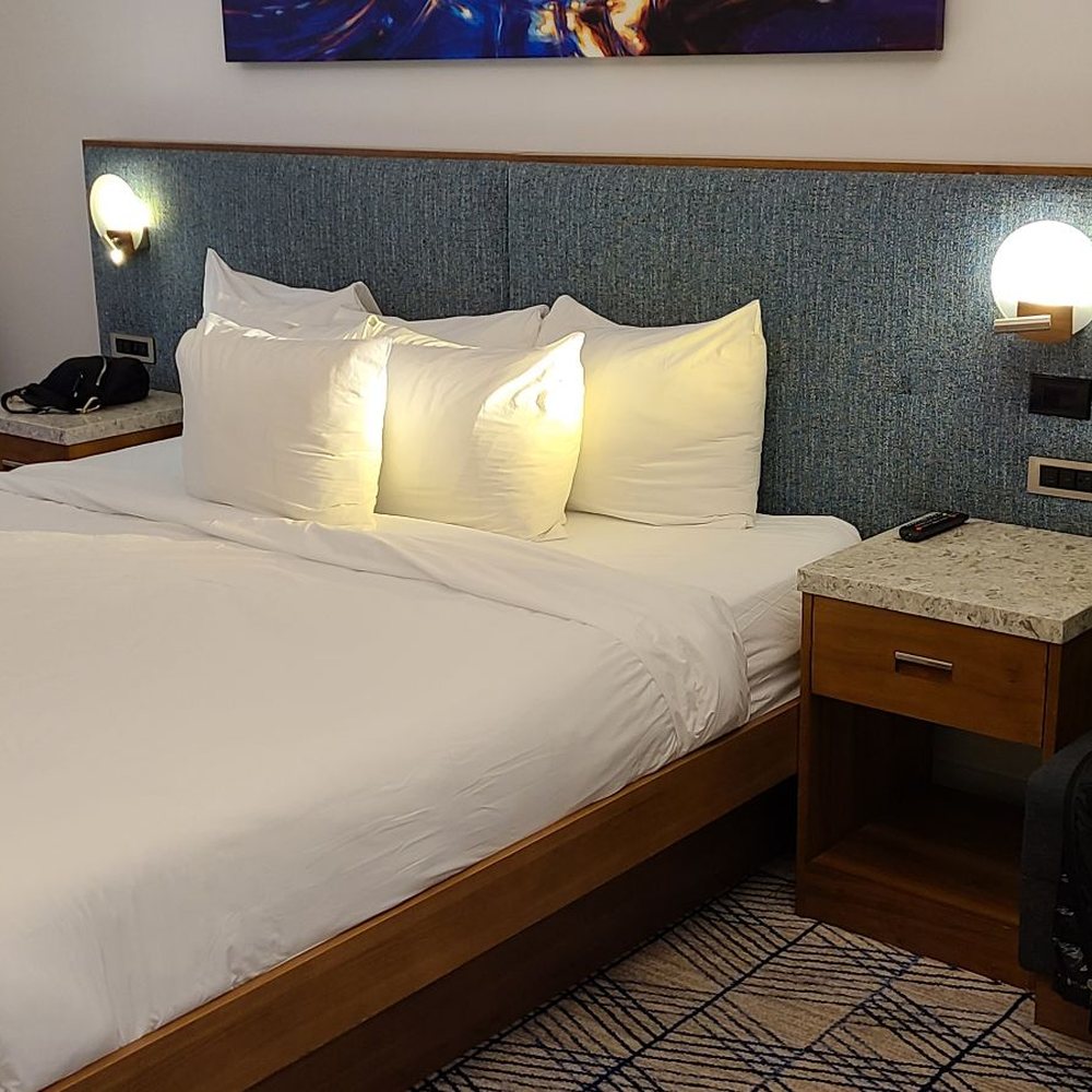 Circ Hotel - King bed - Hotels Near Me - Hollywood, Florida Circ Hotel - King bed - Hotels Near Me - Hollywood, Florida