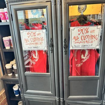 17 Hands Coffee - Coffee & Tea Near Me - Virginia Beach, Virginia
