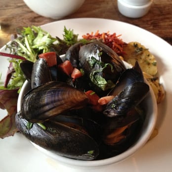 The Canteen - Mussels with chorizo - Music Venues Near Me - Bristol, BST