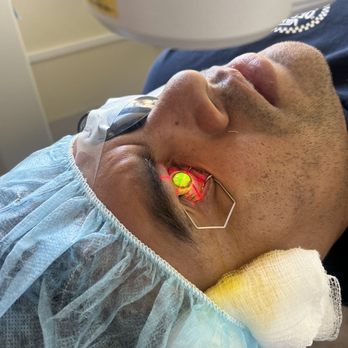 La Jolla LASIK Institute - Cross linking procedure - Laser Eye Surgery/Lasik Near Me - La Jolla, California La Jolla LASIK Institute - Cross linking procedure - Laser Eye Surgery/Lasik Near Me - La Jolla, California