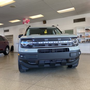 Bob Thomas Ford - '21 Ford Bronco Sport - Car Dealers Near Me - Hamden, Connecticut