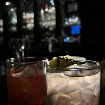 Ordinary - Old fashion & Rosey Lemon Sparkles - Cocktail Bars Near Me - New Haven, Connecticut Ordinary - Old fashion & Rosey Lemon Sparkles - Cocktail Bars Near Me - New Haven, Connecticut