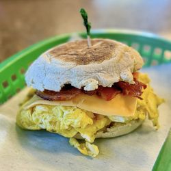 Summers Deli - Breakfast Sandwich