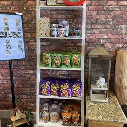 The Chocolate Bar- Highland - Hot chips!