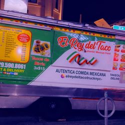 El Rey Del Taco Truck - The scenery