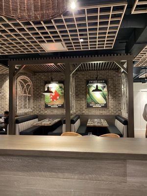 The Knott's Hotel by null