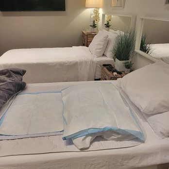 Sky Life Recovery - I  the mirror above the bed as headboard bc I'm on my stomach the whole time its nice looking into the mirror seeing the view behind me - Personal Care Services Near Me - Houston, Texas