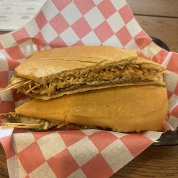 Cuento Sandwiches - Pan con bistec - Sandwiches Near Me - Doral, Florida Cuento Sandwiches - Pan con bistec - Sandwiches Near Me - Doral, Florida