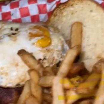 The Lumberyard Pub - Brunch Burger - Pubs Near Me - Afton, Minnesota