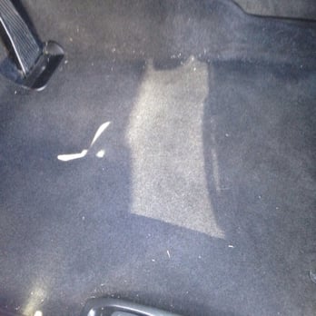 7 Flags Car Wash - This is my drivers side floor mat AFTER my car had been fully detailed and I had to ask them to re-do the vacuuming twice. - Car Wash Near Me - Vacaville, California