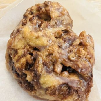 Do-Rite Donuts & Chicken - Michigan Apple Fritter Donut - Coffee & Tea Near Me - Chicago, Illinois Do-Rite Donuts & Chicken - Michigan Apple Fritter Donut - Coffee & Tea Near Me - Chicago, Illinois