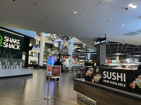 Westfield Montgomery by null