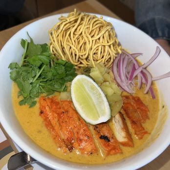 Ari's Thai Eatery - Curry Noodles - Thai Near Me - Azusa, California Ari's Thai Eatery - Curry Noodles - Thai Near Me - Azusa, California