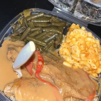 Southern Blues - Turkey wing dinner with Mac and cheese and string beans. - Soul Food Near Me - Hanover, Maryland Southern Blues - Turkey wing dinner with Mac and cheese and string beans. - Soul Food Near Me - Hanover, Maryland