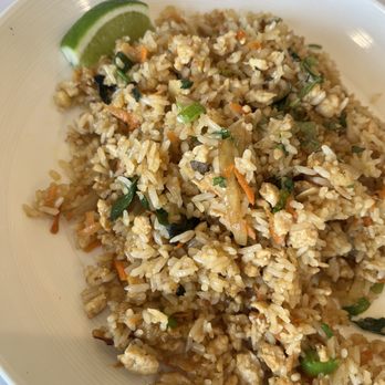 Thithi's Restaurant - Basil fried rice chicken - Vietnamese Near Me - Westchester, Illinois