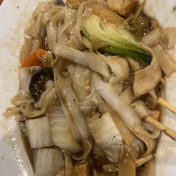 Bo De Tinh Tam Chay - Soft pan fried noodles - Vietnamese Near Me - Westminster, California Bo De Tinh Tam Chay - Soft pan fried noodles - Vietnamese Near Me - Westminster, California