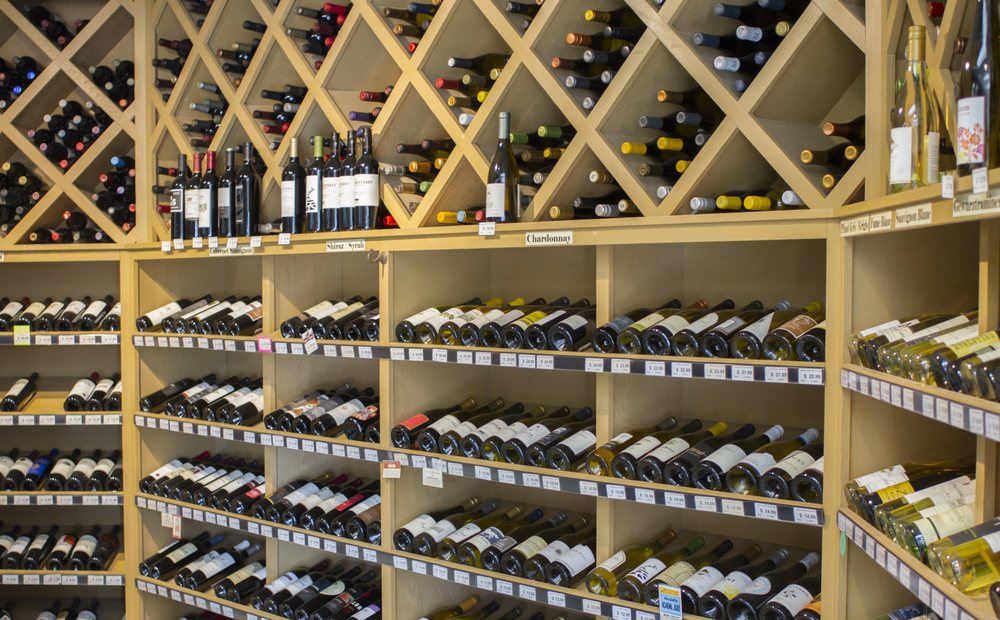 BELMONT BEVERAGE STORES Beer, Wine & Spirits 2799 Maplecrest Rd