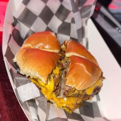 Earnestine & Hazel's Bar & Grill - Soul Burger 1000000/10