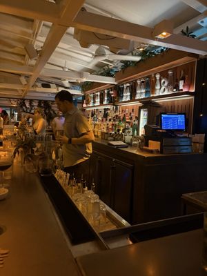 Watr at the 1 Rooftop by null