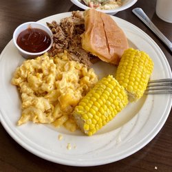 Eagles Nest Restaurant - Pulled pork sandwich, mac & cheese, corn on the cob