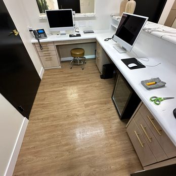 Easy Life Cleaning - commercial cleaning - Office Cleaning Near Me - Walnut Creek, California