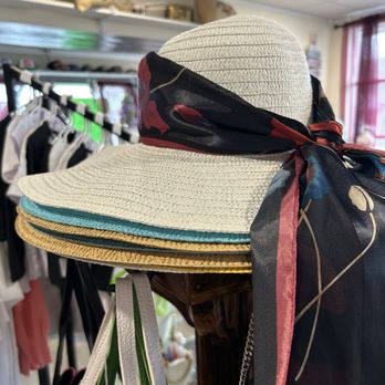 The Crafty Cottage - Arts & Crafts Near Me - Warwick, Rhode Island